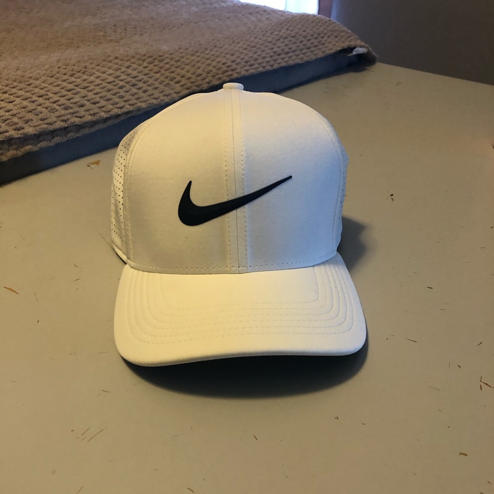 Men’s Nike Golf Hat
